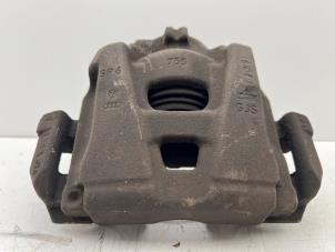 Begagnade Främre bromsok, vänster Audi A5 Sportback (8TA) 1.8 TFSI 16V Pris € 30,00 Marginaltabell erbjuds av Autohandel & Demontage Weteringbrug