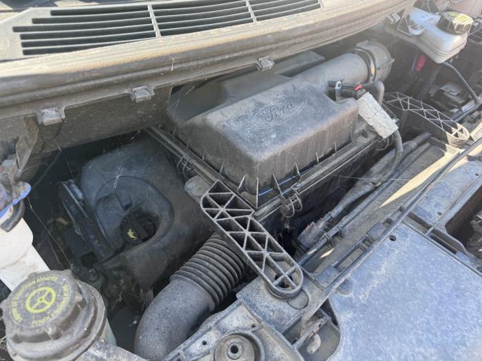 Motor från en Ford Transit Custom 2.2 TDCi 16V 2013