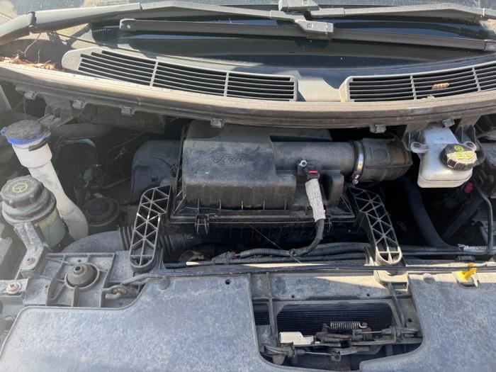 Motor från en Ford Transit Custom 2.2 TDCi 16V 2013