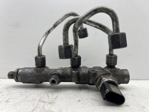 Gebruikte Injector brug Audi SQ5 (8RB) 3.0 TDI V6 24V Prijs € 70,00 Margeregeling aangeboden door Autohandel & Demontage Weteringbrug