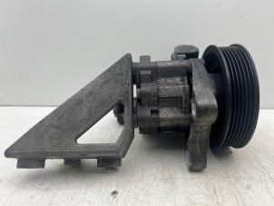 Begagnade Servostyrningspump BMW 5 serie Touring (E61) 525i 24V Pris € 100,00 Marginaltabell erbjuds av Autohandel & Demontage Weteringbrug