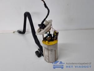 Używane Pompa oleju napedowego BMW 5 serie (E60) 530d 24V Cena € 125,00 Procedura marży oferowane przez Het Viaduct