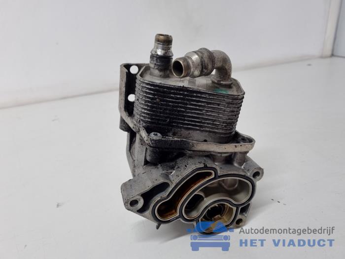 Oljekylare från en BMW 3 serie (E90) 320i 16V 2005