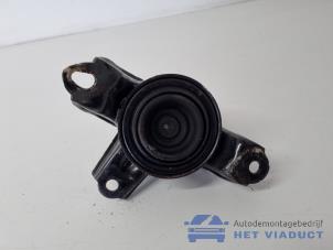 Gebruikte Motorsteun Hyundai i30 (GDHB5) 1.4 16V Prijs € 35,00 Margeregeling aangeboden door Het Viaduct