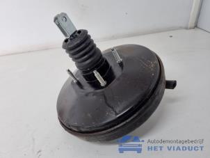 Gebruikte Rembekrachtiger Suzuki Splash 1.2 16V Prijs € 45,00 Margeregeling aangeboden door Het Viaduct