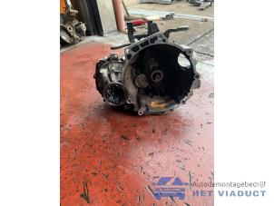 Używane Skrzynia biegów Audi A1 (8X1/8XK) 1.4 TDI Ultra 12V Cena € 750,00 Procedura marży oferowane przez Het Viaduct