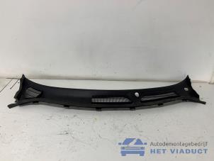 Gebruikte Paravent Ford Fiesta 6 (JA8) 1.25 16V Prijs € 40,00 Margeregeling aangeboden door Het Viaduct