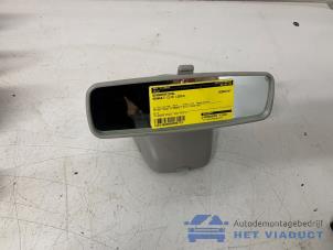 Gebruikte Binnenspiegel Renault Clio IV Estate/Grandtour (7R) 1.5 Energy dCi 90 FAP Prijs € 40,00 Margeregeling aangeboden door Het Viaduct