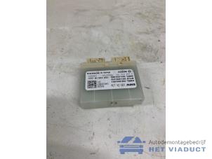 Begagnade PDC-modul BMW 3 serie (G20) 330e 2.0 TwinPower Turbo 16V Pris € 100,00 Marginaltabell erbjuds av Het Viaduct