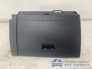 Gebruikte Dashboardkastje Seat Ibiza V (KJB) 1.0 12V Prijs € 70,00 Margeregeling aangeboden door Het Viaduct