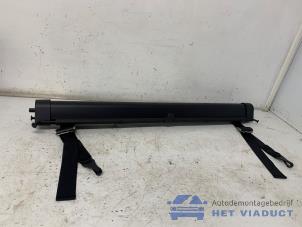 Gebruikte Bagagenet Opel Insignia Sports Tourer 2.0 CDTI 16V Prijs € 200,00 Margeregeling aangeboden door Het Viaduct