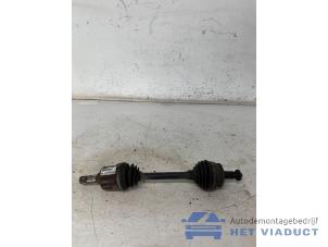 Gebruikte Aandrijfas links-voor Volvo S60 I (RS/HV) 2.3 T5 20V Prijs € 70,00 Margeregeling aangeboden door Het Viaduct