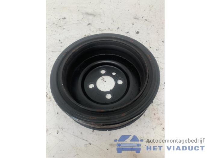 Remskiva, vevaxel från en Seat Leon ST (5FF) 1.6 TDI 16V 2017