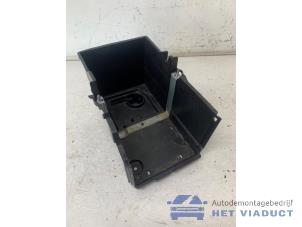 Gebruikte Accubak Ford Focus 3 Wagon 1.0 Ti-VCT EcoBoost 12V 125 Prijs € 25,00 Margeregeling aangeboden door Het Viaduct