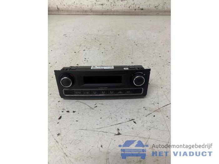 Luftkonditionering, kontrollpanel från en Skoda Fabia II Combi 1.2 TSI 2013
