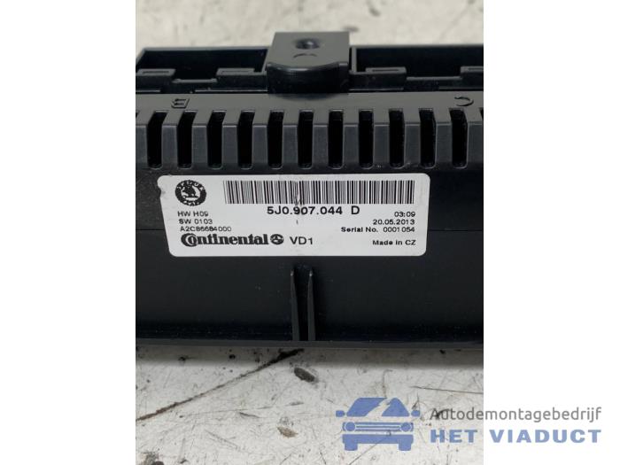 Luftkonditionering, kontrollpanel från en Skoda Fabia II Combi 1.2 TSI 2013