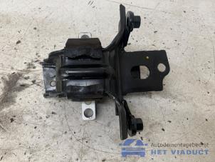 Używane Wspornik silnika Skoda Fabia II Combi 1.2 TSI Cena € 30,00 Procedura marży oferowane przez Het Viaduct