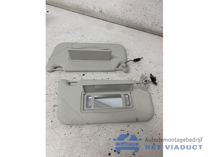 Solskyddsset från en Ford Focus 3 Wagon 1.0 Ti-VCT EcoBoost 12V 125 2016