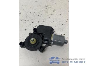 Begagnade Motor, dörrfönster Volkswagen Polo V (6R) 1.2 12V Pris € 40,00 Marginaltabell erbjuds av Het Viaduct