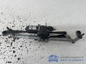 Gebruikte Ruitenwismotor + Mechaniek Skoda Fabia III Combi (NJ5) 1.0 TSI 12V Prijs € 30,00 Margeregeling aangeboden door Het Viaduct