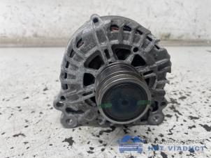 Gebruikte Dynamo Skoda Fabia III Combi (NJ5) 1.0 TSI 12V Prijs € 40,00 Margeregeling aangeboden door Het Viaduct