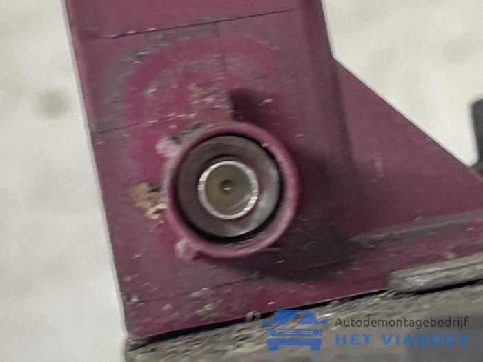 Adaptiv farthållare, sensor (avstånd) från en Audi A4 Avant (B9) 2.0 TDI Ultra 16V 2017