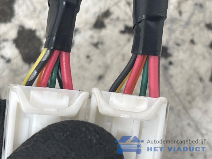 Set Gasdempers Achterklep van een Mazda CX-30 (DM) 2.0 e-SkyActiv-X 181 M Hybrid 16V 2021