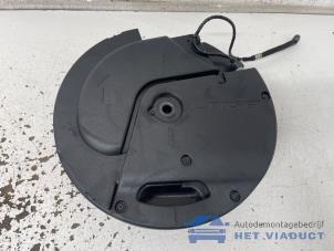 Gebruikte Subwoofer Mazda CX-30 (DM) 2.0 e-SkyActiv-X 181 M Hybrid 16V Prijs € 60,00 Margeregeling aangeboden door Het Viaduct