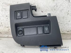 Begagnade Diverse Nissan Micra (K13) 1.2 12V Pris € 40,00 Marginaltabell erbjuds av Het Viaduct