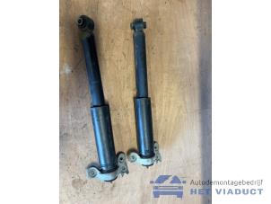 Begagnade Stötfångarset Opel Insignia Sports Tourer 2.0 CDTI 16V Pris € 80,00 Marginaltabell erbjuds av Het Viaduct