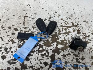 Gebruikte Sleutel Ford Focus 4 Wagon 1.0 Ti-VCT EcoBoost 12V 125 Prijs € 100,00 Margeregeling aangeboden door Het Viaduct