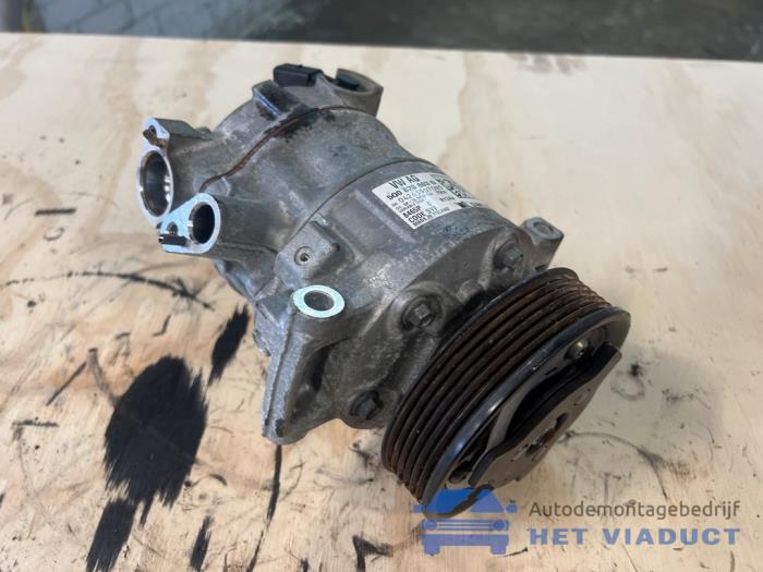 Aircopomp van een Volkswagen Caddy IV 2.0 TDI 102 2020