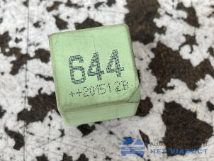 Gebruikte Relais Volkswagen Caddy IV 2.0 TDI 102 Prijs € 5,00 Margeregeling aangeboden door Het Viaduct