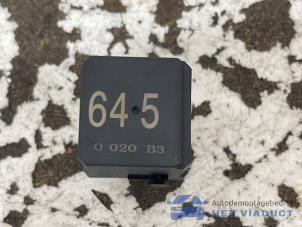 Gebruikte Relais Volkswagen Caddy IV 2.0 TDI 102 Prijs € 5,00 Margeregeling aangeboden door Het Viaduct