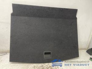 Begagnade Golvpanel, lastområde Cupra Formentor 2.0 TSI 16V 4Drive Pris € 70,00 Marginaltabell erbjuds av Het Viaduct