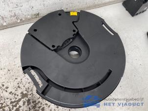 Gebruikte Subwoofer Cupra Formentor 2.0 TSI 16V 4Drive Prijs € 50,00 Margeregeling aangeboden door Het Viaduct