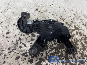 Gebruikte Ruitenwissermotor achter Hyundai i10 (B5) 1.2 16V Prijs € 30,00 Margeregeling aangeboden door Het Viaduct