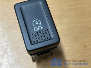 Begagnade Start/stopp-brytare Suzuki Vitara (LY/MY) 1.4 Booster Jet Turbo 16V SHVS Pris € 10,00 Marginaltabell erbjuds av Het Viaduct