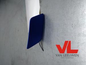 Gebruikte Afdekkap koplampsproeier rechts BMW 3 serie Gran Turismo (F34) 320d xDrive 2.0 16V Prijs € 13,50 Margeregeling aangeboden door Van Leeuwen Auto Onderdelen