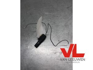 Begagnade Utetemperatursensor Ford Focus 3 1.0 Ti-VCT EcoBoost 12V 100 Pris € 9,00 Marginaltabell erbjuds av Van Leeuwen Auto Onderdelen