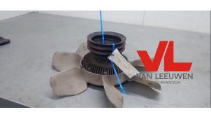 Begagnade Viskosfläkt Toyota Land Cruiser 90 (J9) 3.0 TD Pris € 62,50 Marginaltabell erbjuds av Van Leeuwen Auto Onderdelen