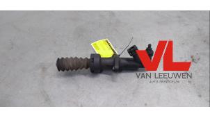 Gebruikte Koppeling Hoofd Cilinder Peugeot Expert (G9) 2.0 HDi 120 Prijs € 18,00 Margeregeling aangeboden door Van Leeuwen Auto Onderdelen