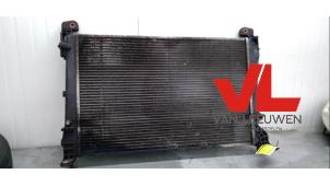 Używane Chlodnica Fiat Grande Punto (199) 1.3 JTD Multijet 16V 85 Actual Cena € 25,00 Procedura marży oferowane przez Van Leeuwen Auto Onderdelen