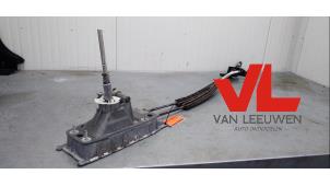 Używane Mechanizm wyboru Volkswagen Passat Variant (3C5) 2.0 FSI 16V Cena € 45,00 Procedura marży oferowane przez Van Leeuwen Auto Onderdelen