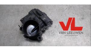 Begagnade Spjällhus Peugeot 308 (4A/C) 1.6 VTI 16V Pris € 35,00 Marginaltabell erbjuds av Van Leeuwen Auto Onderdelen