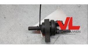 Używane Zawór prózniowy Peugeot 2008 (CU) 1.2 Vti 12V PureTech 82 Cena € 14,00 Procedura marży oferowane przez Van Leeuwen Auto Onderdelen