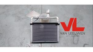 Begagnade Värmare radiator Daihatsu Sirion 2 (M3) 1.3 16V DVVT Pris € 25,00 Marginaltabell erbjuds av Van Leeuwen Auto Onderdelen