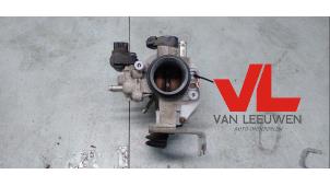 Begagnade Spjällhus Daihatsu Sirion 2 (M3) 1.3 16V DVVT Pris € 19,99 Marginaltabell erbjuds av Van Leeuwen Auto Onderdelen