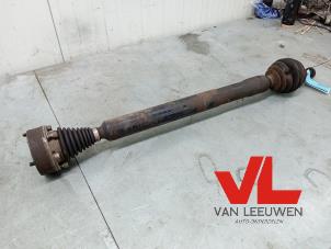 Używane Os napedowa prawy przód Volkswagen Caddy III (2KA,2KH,2CA,2CH) 2.0 Ecofuel Cena € 85,00 Procedura marży oferowane przez Van Leeuwen Auto Onderdelen