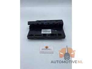 Begagnade Komfortmodul Mercedes E Combi (S211) 2.2 E-220 CDI 16V Pris € 100,00 Marginaltabell erbjuds av AutomotiveNL Oss